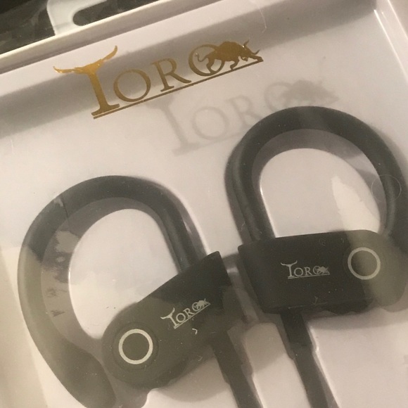 Toro Wireless Headphones Black - Picture 3 of 5